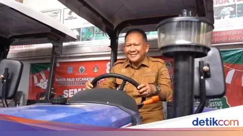Khafidh Tekankan Pengelolaan Traktor agar Bermanfaat bagi Petani Merangin