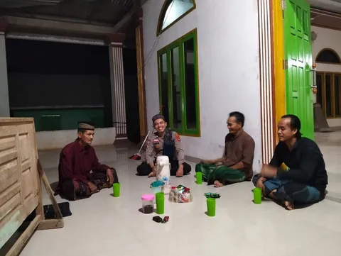 AIPTU Tri Sutrisno Wakili Kapolsek Batanghari Leko dalam Suling di Masjid Rhoudotul Jannah