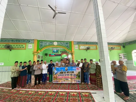 Jumat Keliling Jadi Sarana Silaturahmi Polsek Batanghari Leko dengan Tokoh dan Warga Tanah Abang