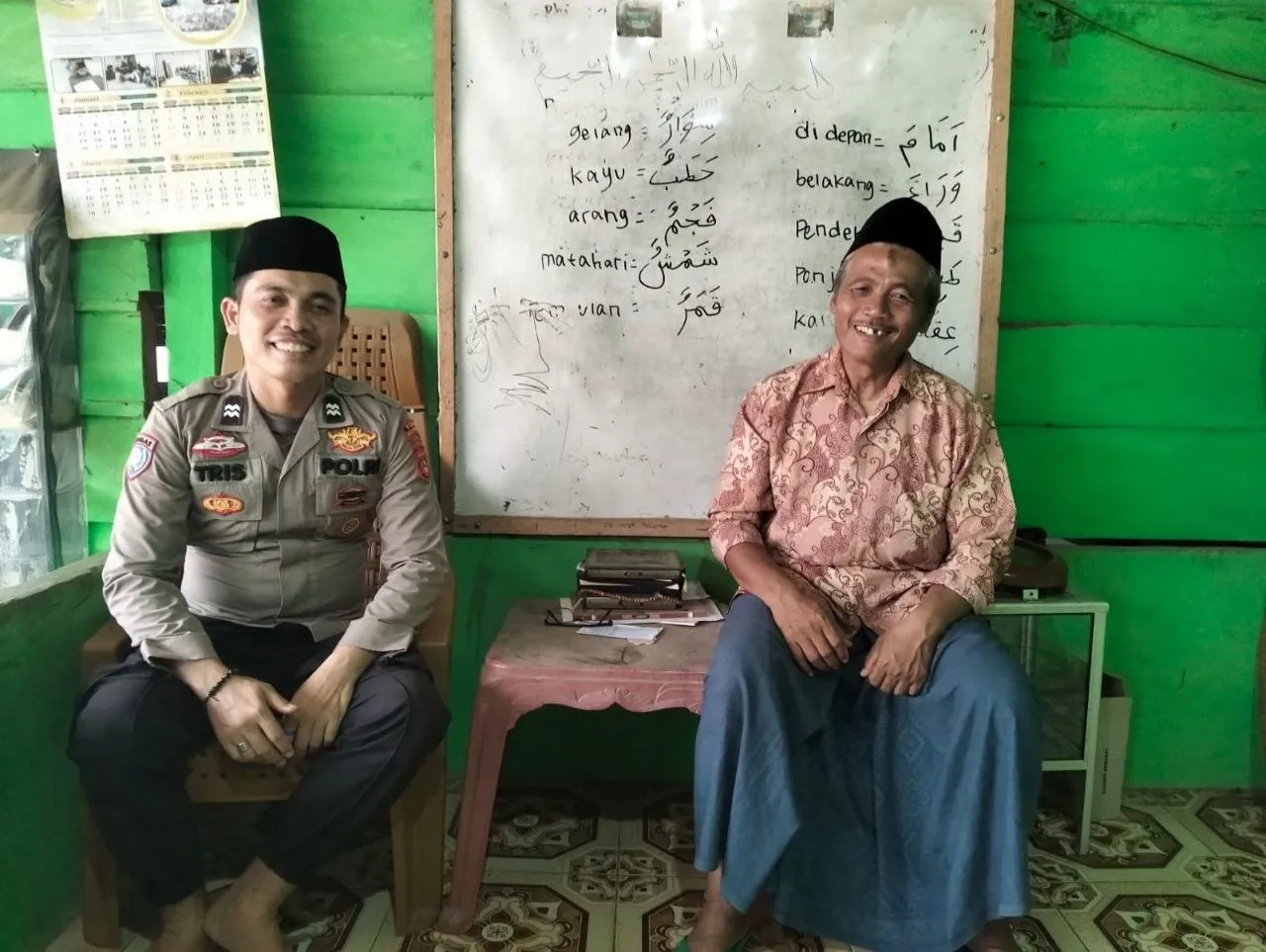 Dari Pesantren Rhoudotul Tholibin, Polsek Batanghari Leko Ajak Rawat Persatuan